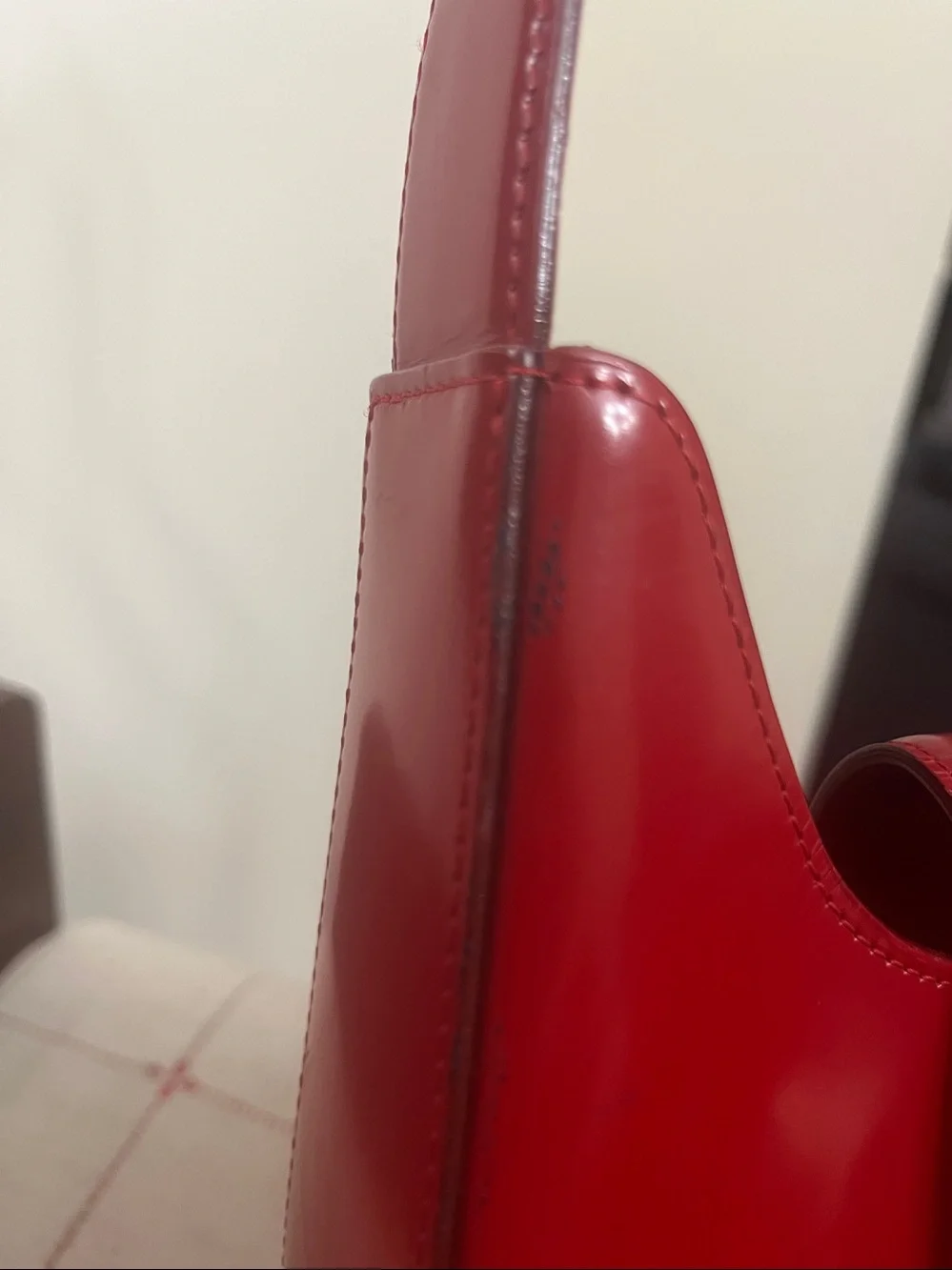 Red Leather medium structured Lancel Shoulder Bag